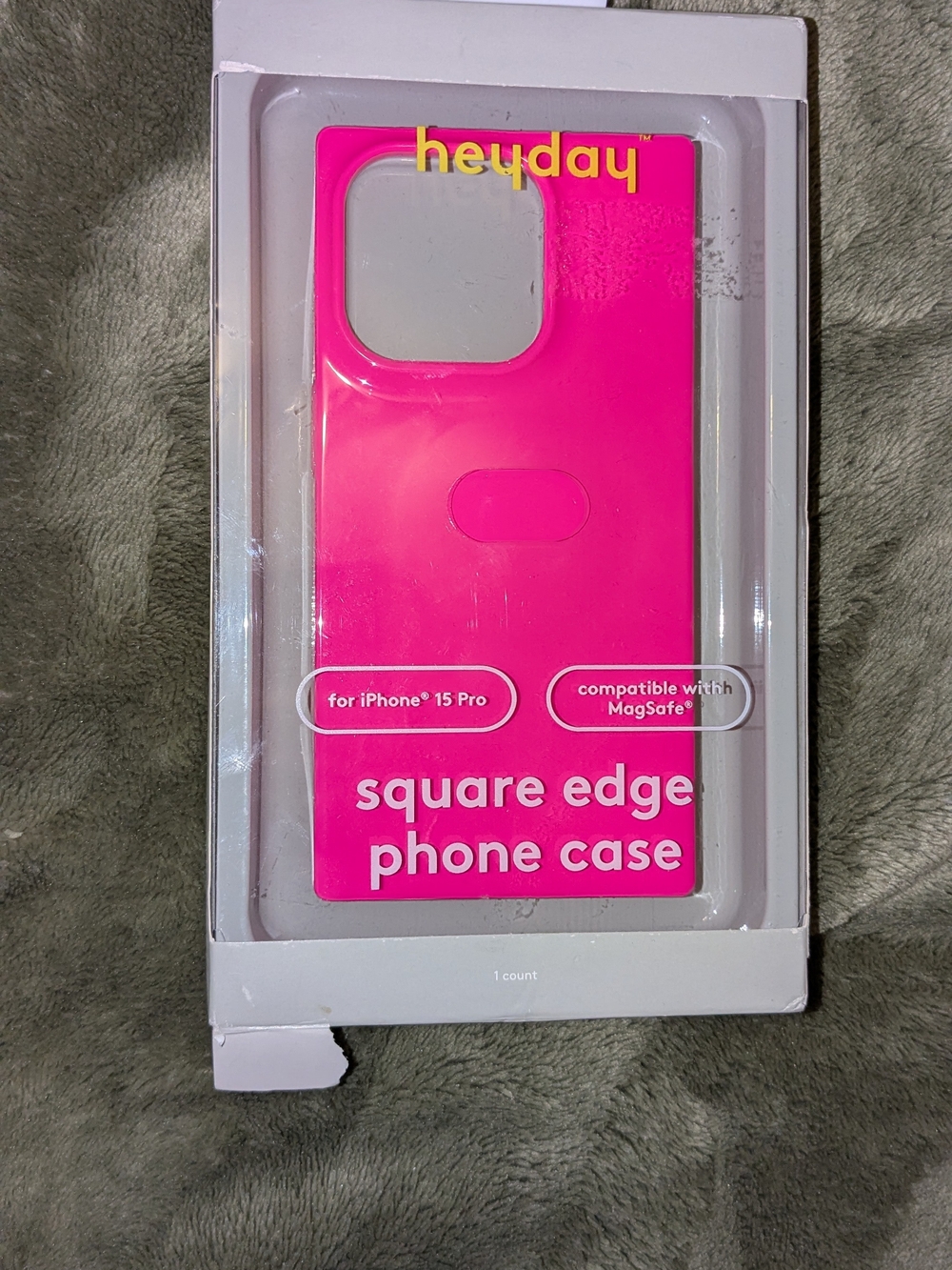 heyday Hot Pink Square Edge MagSafe Phone Case for iPhone 15 Pro
